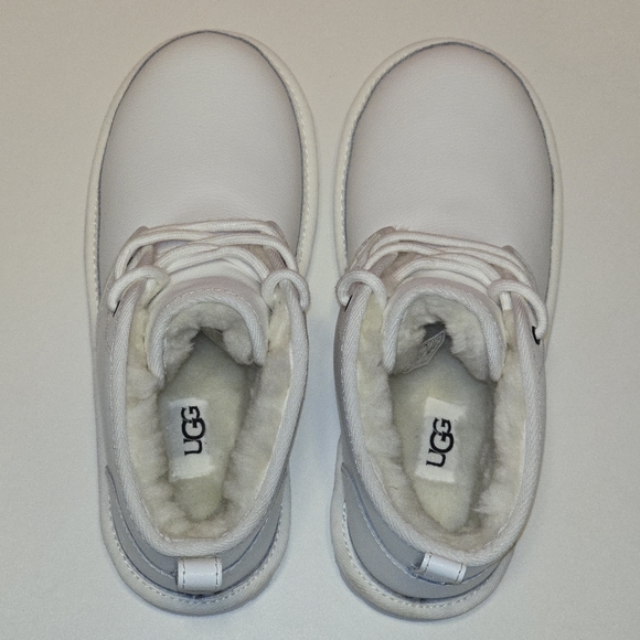 UGG Big Kid's 4 Neumel II Grade School Boot leather - Picture 7 of 9